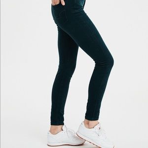 AEO- Size 2 X-Short Teal Corduroy Jegging